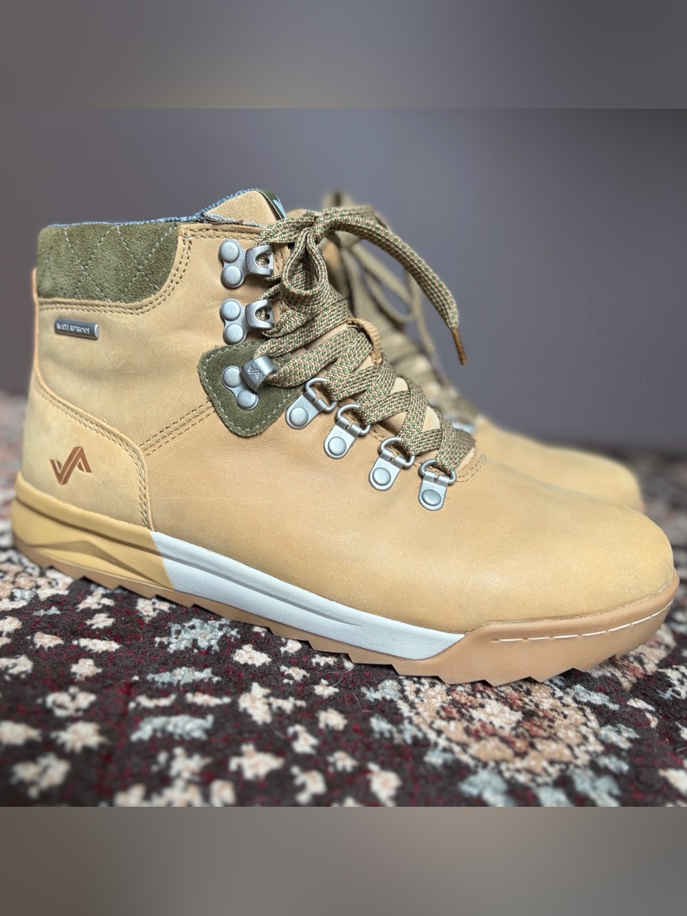 Forsake Patch Mid Waterproof Hiking Sneaker Boot